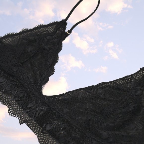 UO Lace Bralette | Out from Under - Picture 2 of 2